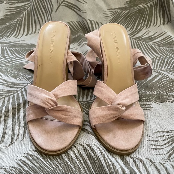 Wild Diva Lounge Peyton Ankle Wrap Heels - Picture 4 of 8